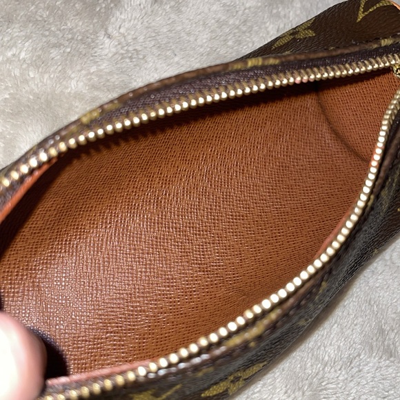 Louis Vuitton Mono Mini Papillon - Picture 10 of 10